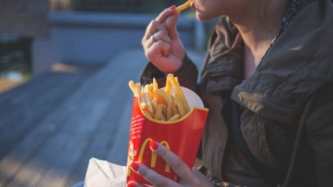 Emotional-Eating-768x511 How to Stop Emotional Eating